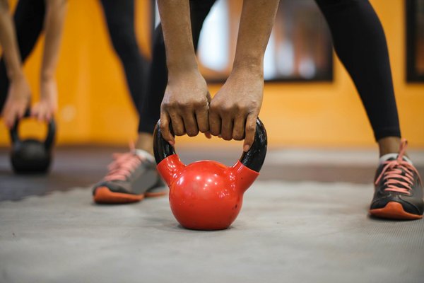 Initiation à la boxe : à quoi s'attendre pour une première séance dans une salle de boxe